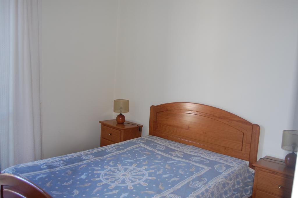 Apartamentos Amarelo Caniçal Szoba fotó
